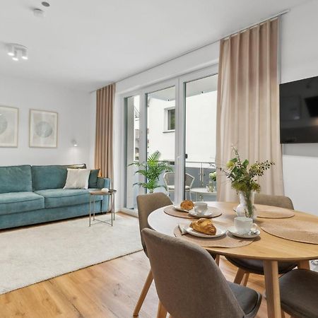 Zwei Apartments Fuer Bis Zu 8 Personen Zentral, Modern, Mit Terrasse & Balkon Bielefeld Exterior photo