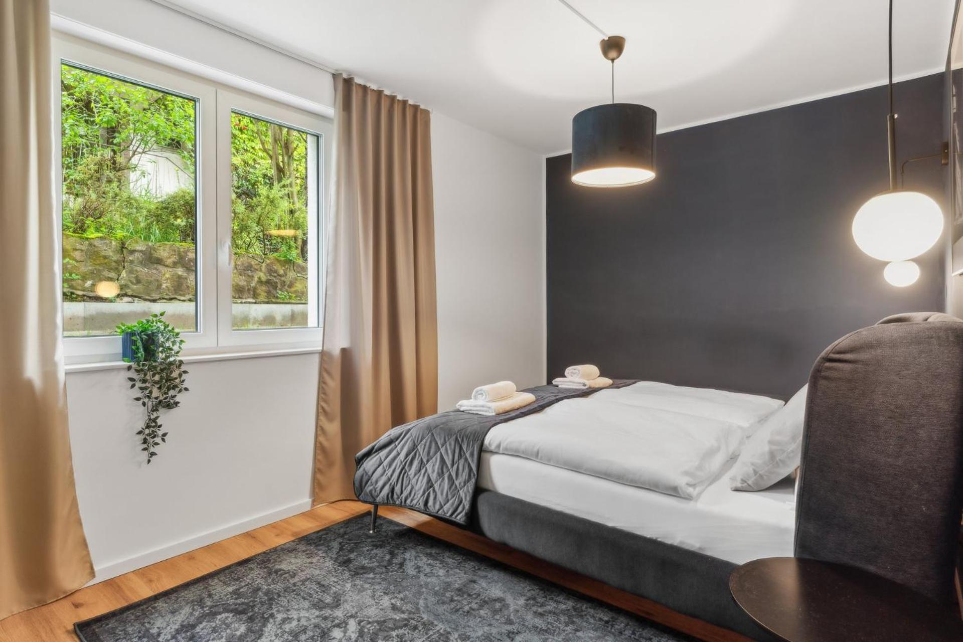 Zwei Apartments Fuer Bis Zu 8 Personen Zentral, Modern, Mit Terrasse & Balkon Bielefeld Exterior photo
